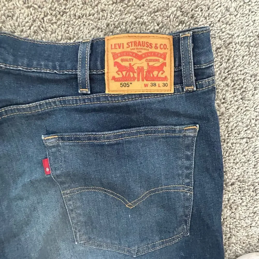Levi's 505 Size 38 / 30 Zipper FLY